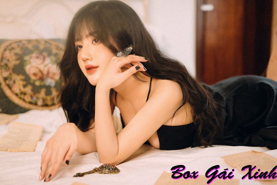 Ảnh gái xinh 2k3 sexy khoe dáng trên giường mới nhất