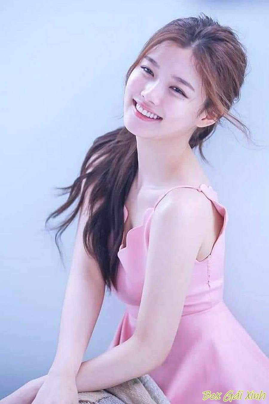 ảnh Kim Yoo Jung sexy khiêu gợi 19