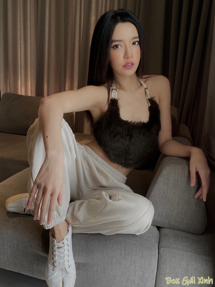 ảnh Bích Phương sexy lôi cuốn 34