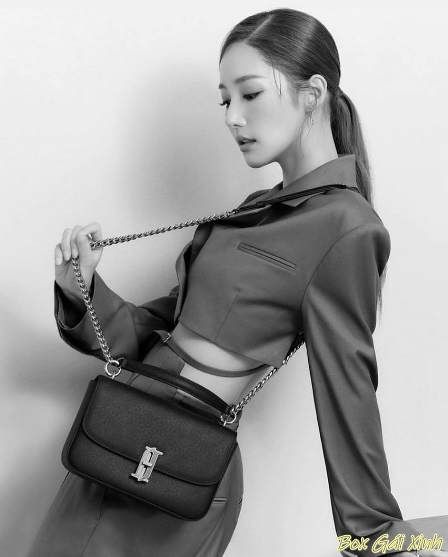 ảnh Park Min Young sexy mới 3