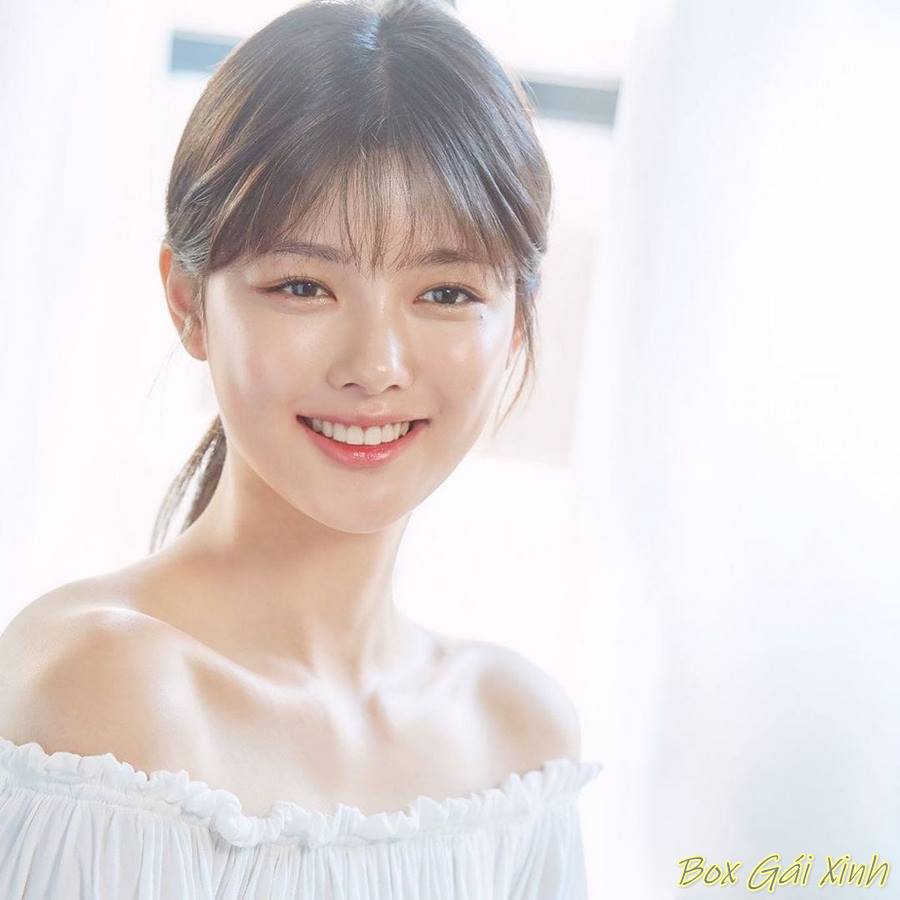 ảnh Kim Yoo Jung sexy khiêu gợi 30