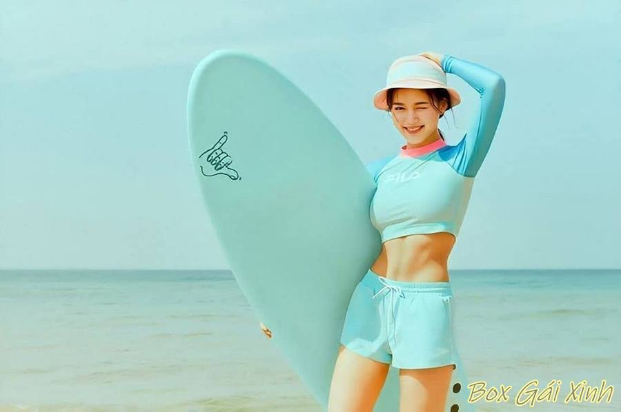 ảnh Kim Yoo Jung sexy khiêu gợi 33