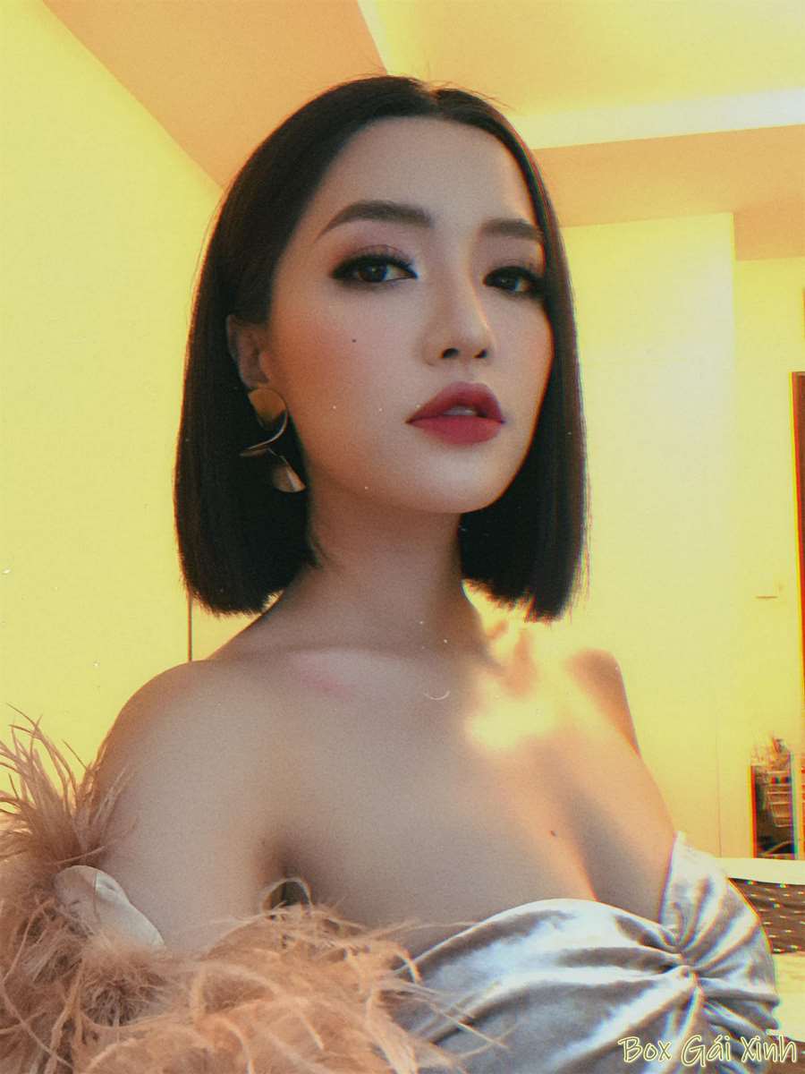 ảnh Bích Phương sexy lôi cuốn 14