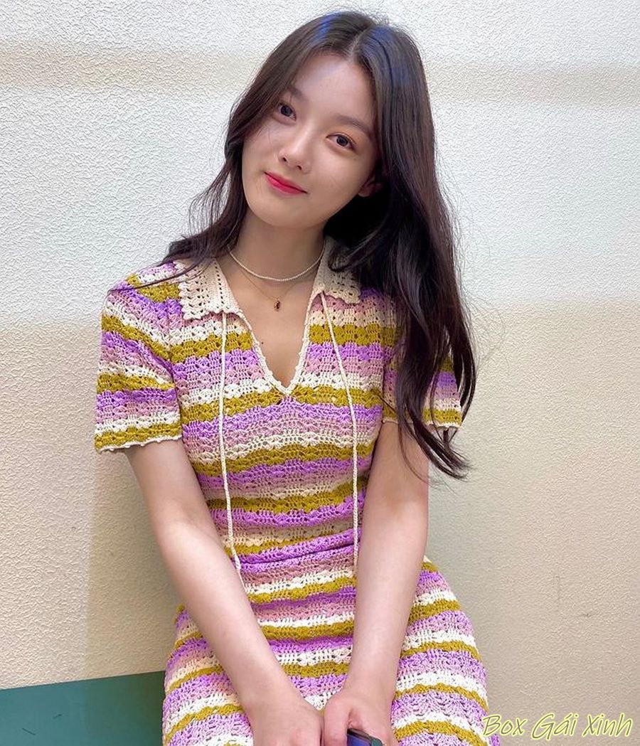 ảnh Kim Yoo Jung sexy khiêu gợi 7