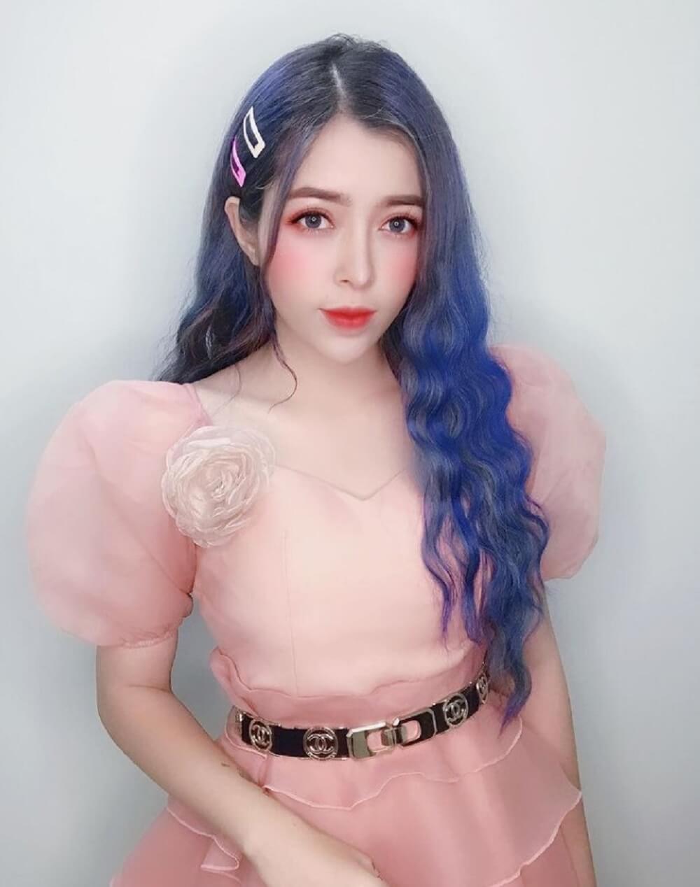 ảnh Linh Barbie tiktok 21