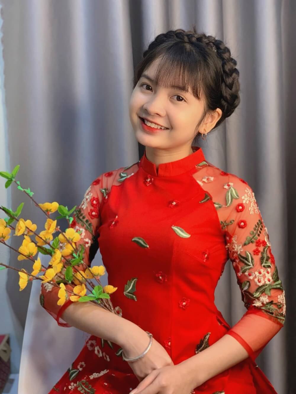 N Zahan Tiktok xinh đẹp 18